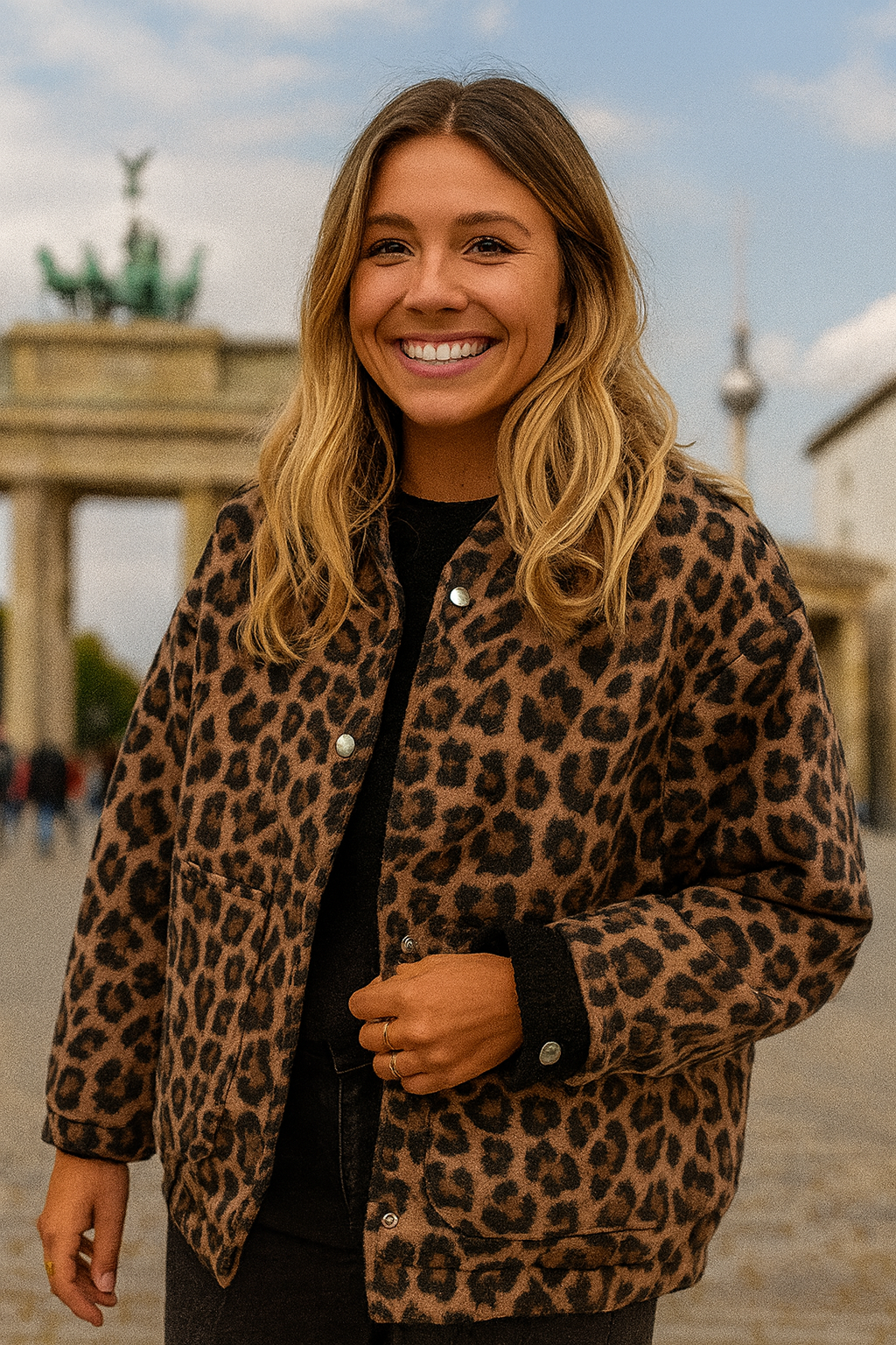 Celeste | Jacke mit wildem Leopardenmuster