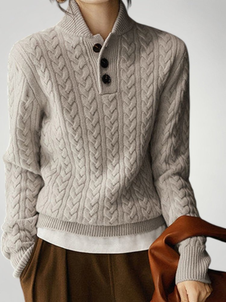 Britta | Eleganter Damenpullover mit Raffinierten Knöpfen