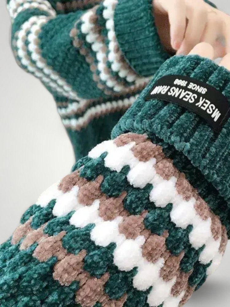 Neele | Eleganter Kragenpullover für Wintertage