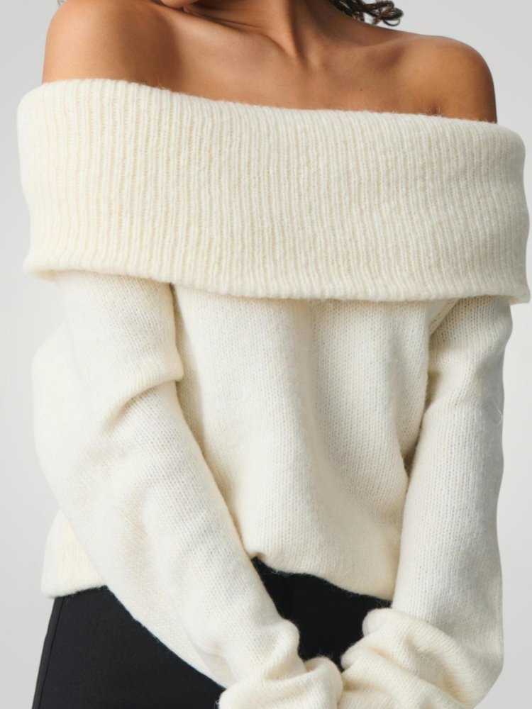 Oda | Eleganter Pullover mit Off-Shoulder Design