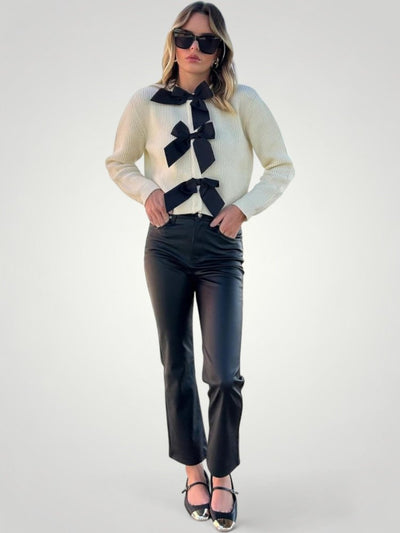 Philine | Gestrickter Pullover mit Charmanten Knotendetails