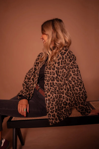 Celeste | Jacke mit wildem Leopardenmuster
