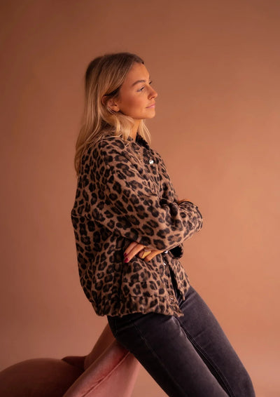 Celeste | Jacke mit wildem Leopardenmuster